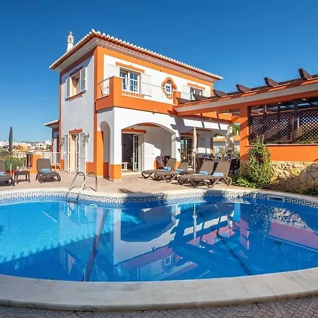 Villa 7+1 Bedroom Private Villa, Heated Pool, Games, Bbq Albufeira
