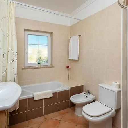 Willa 7+1 Bedroom Private Villa, Heated Pool, Games, Bbq
