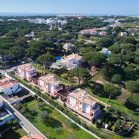 7+1 Bedroom Private Villa, Heated Pool, Games, Bbq * Albufeira