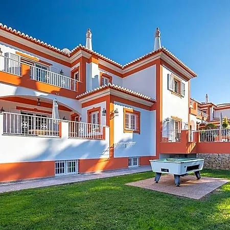 Villa 7+1 Bedroom Private Villa, Heated Pool, Games, Bbq Albufeira