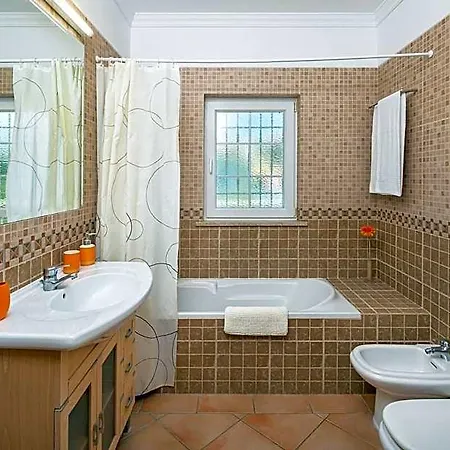 7+1 Bedroom Private Villa, Heated Pool, Games, Bbq Villa