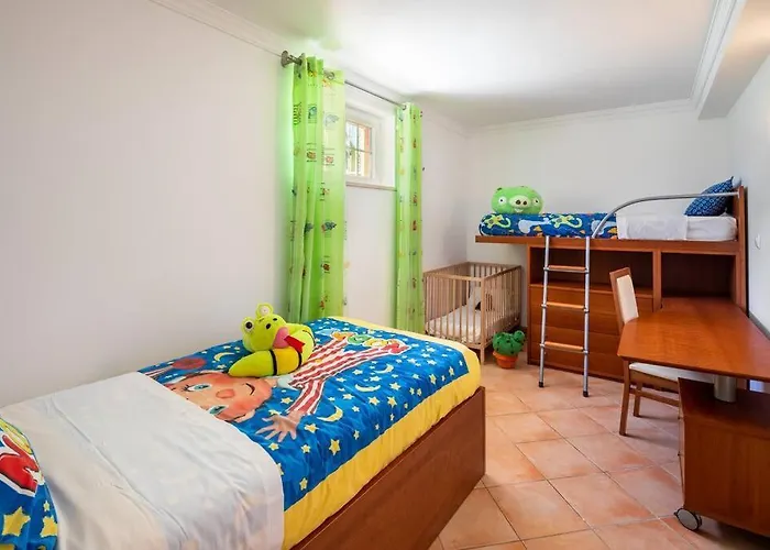 7+1 Bedroom Private Villa, Heated Pool, Games, Bbq فيلة البوفيرا