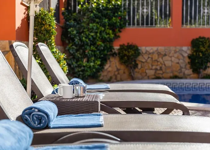 فيلة 7+1 Bedroom Private Villa, Heated Pool, Games, Bbq *