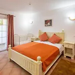 7+1 Bedroom Private Villa, Heated Pool, Games, Bbq Villa Albufeira